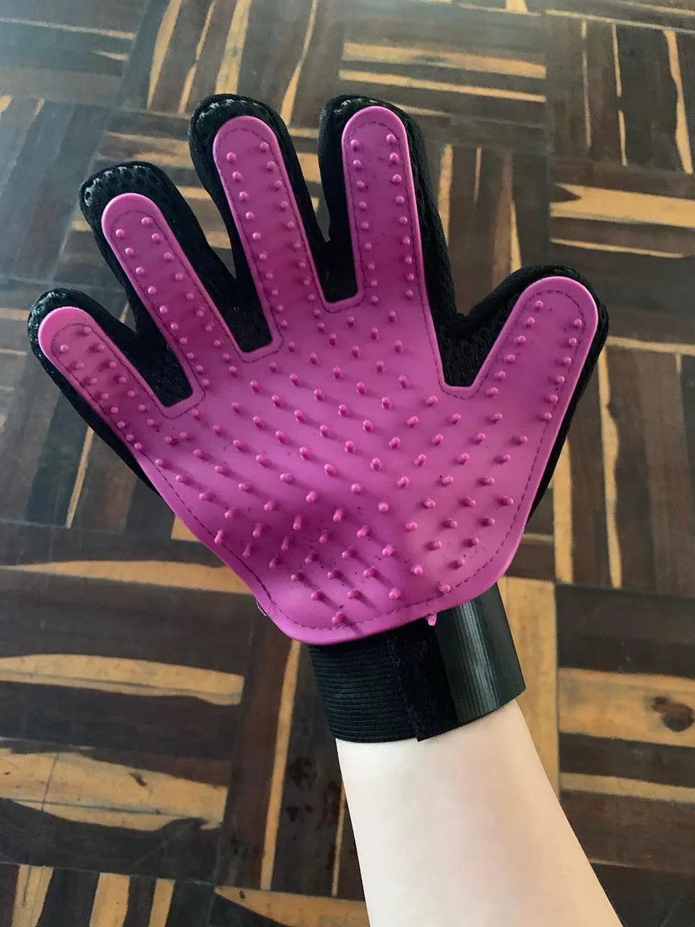 Dog Cat Pet Combs Grooming Deshedding Brush Gloves Effective Cleaning Back Massage Animal Bathing Hair Removal